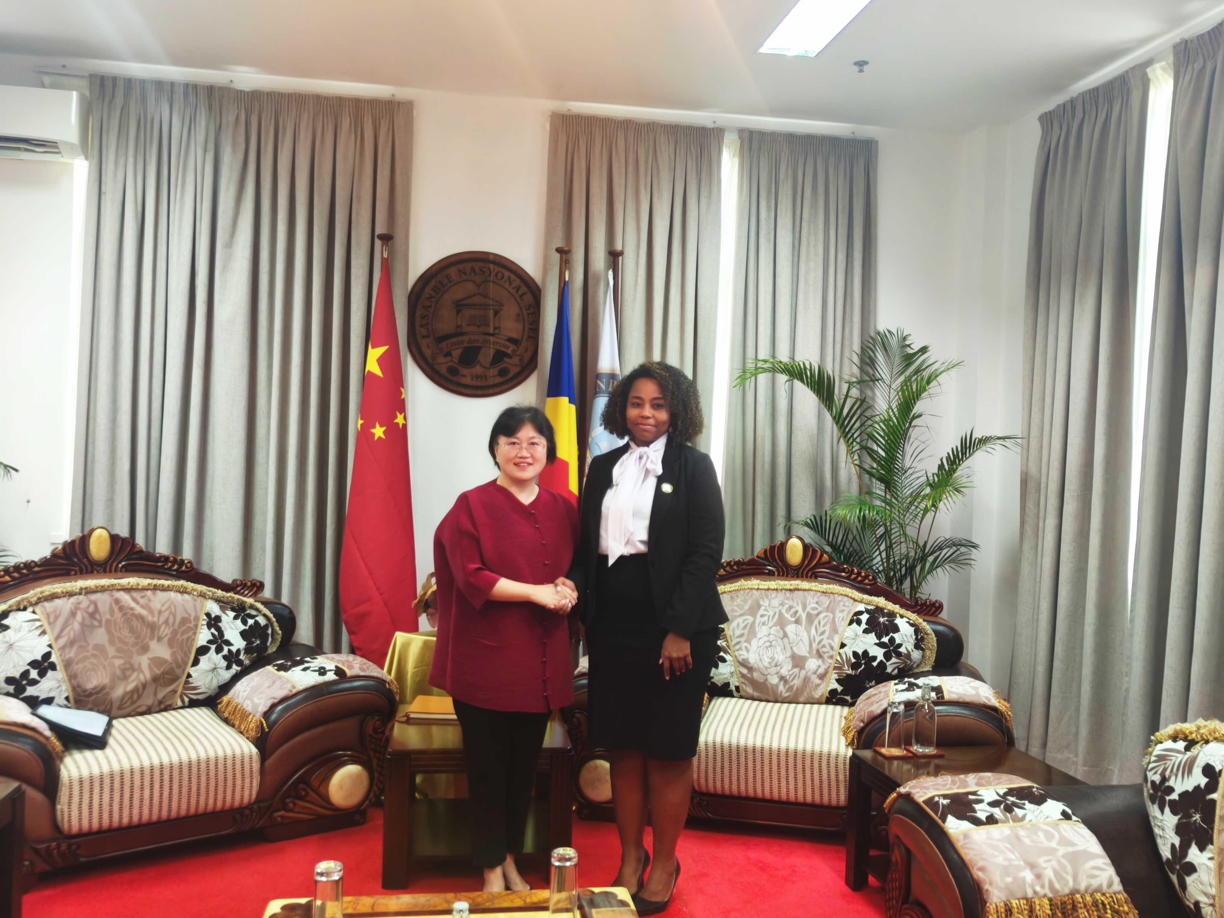 Chinese Ambassador to Seychelles pays courtesy call on Speaker of the ...